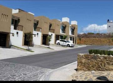 Casa · 95m² · 2 Recámaras · 2 Estacionamientos · Casa en Venta en Cumbres del Campestre, San José de Los Olvera, Corregidora, Querétaro