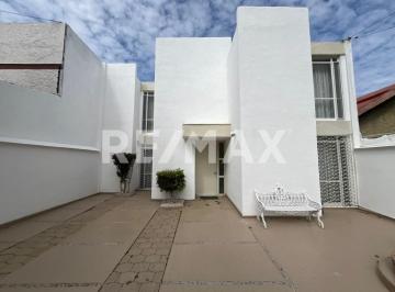 Casa de 4 habitaciones, Querétaro · Venta de Residencia en Alamos Segunda Seccion