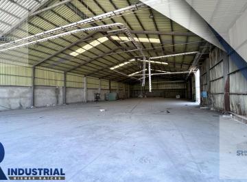 Bodega comercial · 985m² · 4 Estacionamientos · Bodega en Renta en Apodaca