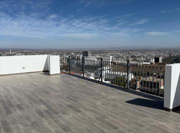 Casa · 415m² · 3 Recámaras · 2 Estacionamientos · Casa en Venta en Club de Golf, La Loma