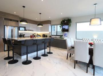 Casa de 4 habitaciones, Zapopan · Casa en Venta en Parques Vallarta Zapopan Jalisco