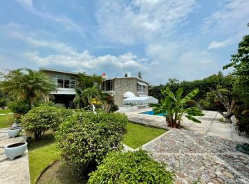 Casa de 4 habitaciones, Cuernavaca · Casa Clásica en Venta – Fracc. Burgos, Cuernavaca