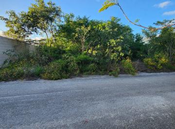 Terreno / Lote en Venta Kikteil · Terreno de Oportunida Al Norte de Mérida 1,044.84 m²