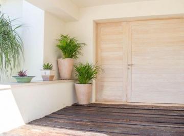 Casa de 5 habitaciones, Querétaro · Renta/venta de Casa en Jurica, Queretaro