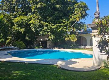 Casa · 200m² · 2 Recámaras · 3 Estacionamientos · Vendo Casa en Hacienda Yautepec Morelos
