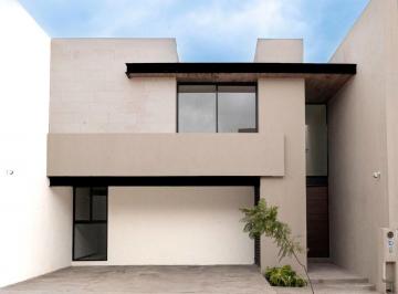 Casa · 239m² · 4 Recámaras · 2 Estacionamientos · Casa en Venta en San Angel V