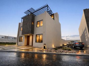 Casa de 3 habitaciones, El Marqués · Casa en Venta en Sendas Residencial, Zona Ciudad Maderas, C.120 m², Roof Garden