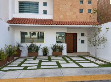 Casa de 3 habitaciones, Pachuca · Casa en Venta Pachuca con 160 m² de Terreno y 3 Recámaras en Arboledas de San Javier 5ta Sección