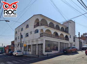 Edificio · 880m² · 4 Estacionamientos · Edificio Para Inversión, con Habitaciones en Renta y Locales.