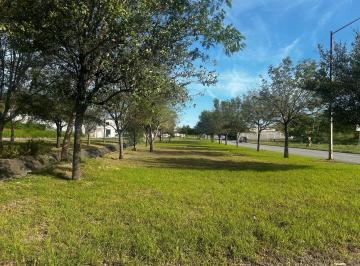 Terreno / Lote · 162m² · 2 Estacionamientos · Terreno - Cadereyta
