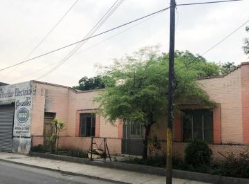 Casa · 450m² · 4 Recámaras · Casa en Venta en El Centro de Cadereyta