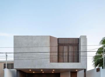 Casa de 3 habitaciones, Mérida · Casa en Venta en Merida Amueblada