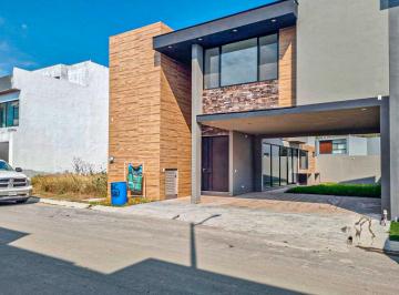 Casa de 3 habitaciones, Santiago · Casa en Venta en Altares Residencial