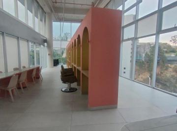 a261316c4334602522348f86dc9889161cd2218c5a53b465c3fb76b0c712ff19 · Local Comercial en Edificio Premium con Oficinas.