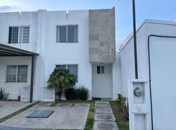 Casa de 3 habitaciones, Coronango · Casa en Venta Tres Cantos Residencial