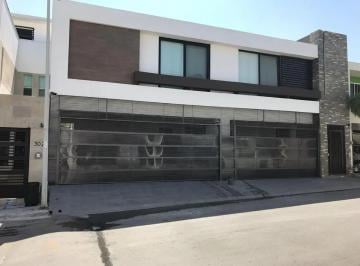 1 · Casa en Venta en Cumbres Elite, Acabados de Lujo.