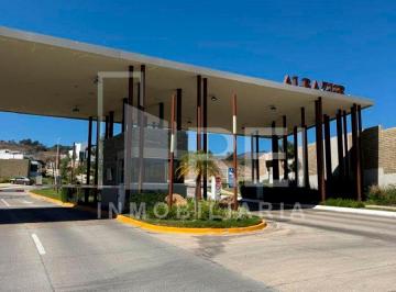 EL TERRENO SE ENCUENTRA EN CONDOMINIO ALBA DENTRO DE FRACCIONAMIENTO PONTEVEDRA
· Terreno en Venta Albazur en San Agustin