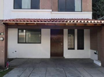 Casa de 3 habitaciones, San Andrés Cholula · Casa en Renta en Jardines de Las Lomas 2,san Andrés Cholula, Puebla.