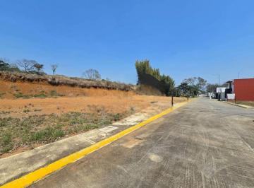 Terreno / Lote , Fortín · Terreno en Venta, a Unas Cuadras de Plaza Shangrila.