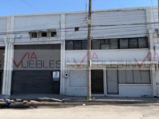 Nave industrial · 765m² · 4 Estacionamientos · Nave Industrial en Venta en Industrial