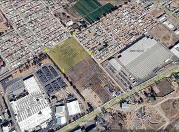 Terreno / Lote · 21753m² · Terreno en Venta con Alto Potencial de Desarrollo y Gran Extension - (4)