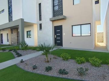 Casa · 80m² · 2 Recámaras · 2 Estacionamientos · Hermosa Casa en Venta en Zona Privadas Campestre - (4)