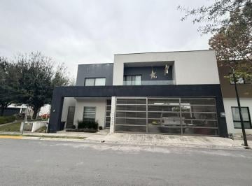 Casa de 4 habitaciones, General Escobedo · Venta de Casa en La Encomienda