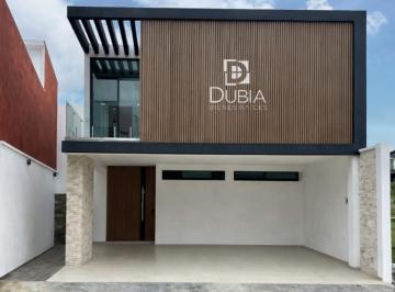 Casa de 4 habitaciones, Xalapa · Casa en Venta en Monte Magno, 4 Recamaras + Roof Graden, en Fraccionamiento Privado con Vigilancia.
