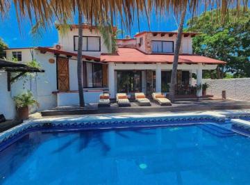 Casa uso de suelo de 7 habitaciones, Santa María Colotepec · Casa con Uso de Suelo en Venta en Puerto Escondido, Oaxaca.