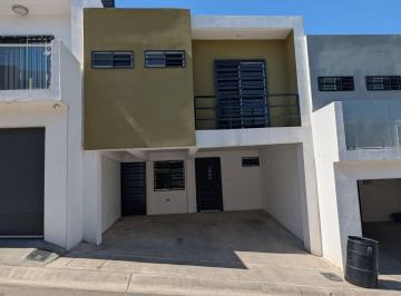 Casa de 3 habitaciones, Tijuana · Casa en Renta en Privada San Gabriel