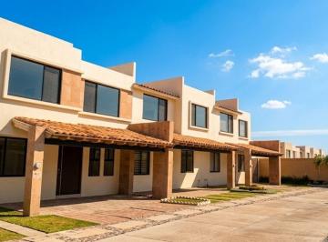 Casa en condominio de 3 habitaciones, San Andrés Cholula · Casa en Venta en Jardines de Las Lomas, Lomas de Angelópolis, Puebla, Pue.