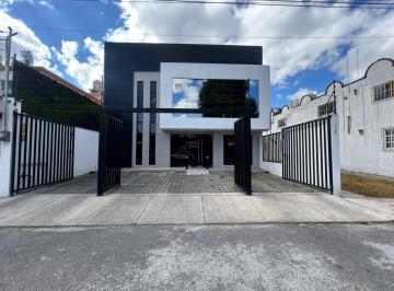 Local comercial · 11m² · 4 Estacionamientos · Renta de Consultorio en Colonia Xinantécatl, Metepec