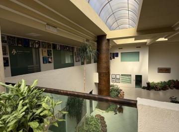 Oficina · 95m² · 2 Estacionamientos · Oficina en Renta