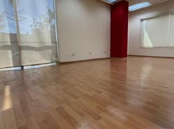 Oficina · 78m² · 2 Estacionamientos · Oficina Equipada en Valle