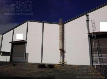Bodega comercial · 2024m² · 4 Estacionamientos · Bodega Industrial en Apodaca