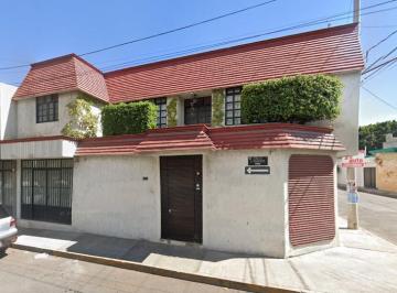 Casa de 5 habitaciones, Tehuacán · Casa con 285 m² Superficie de Terreno, en Venta en La Arcadia Tehuacan