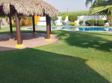 Casa de 2 habitaciones, Xochitepec · Venta Casa con Alberca y Seguridad Tezoyuca Morelos Cuernavaca