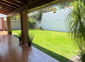 Casa de 4 habitaciones, Querétaro · Casa de 4 Recámartas (2 en Pb) en Venta en Jurica Campestre, Querétaro