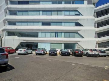 Local comercial , Celaya · Consultorio en Venta en El Hospital Mac