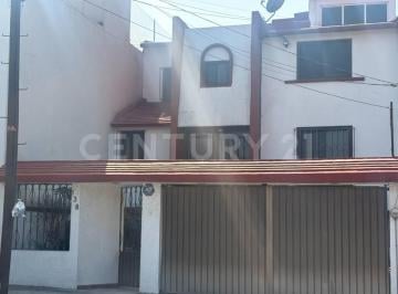 Casa · 150m² · 3 Recámaras · 2 Estacionamientos · Casa Venta Lomas de San Mateo Naucalpan 11243