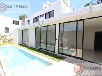 Casa · 260m² · 4 Recámaras · 2 Estacionamientos · Delicias Casa - Clave Cs454
