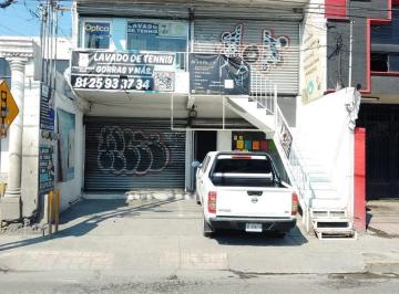 Local comercial · 220m² · Local en Las Puentes