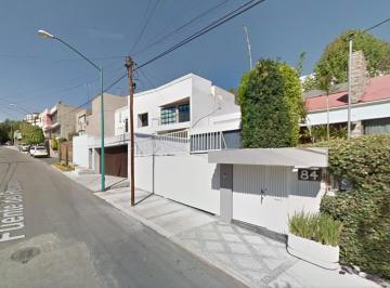Casa de 4 habitaciones, Naucalpan de Juárez · Casa en Venta. Fuente del Pescador, Tecamachalco, Naucalpan de Juárez, Méx.