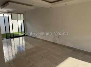 Casa de 3 habitaciones, El Marqués · Opción en Renta en Zibatá con Espacios Amplios y Vista Panorámica Rah2096