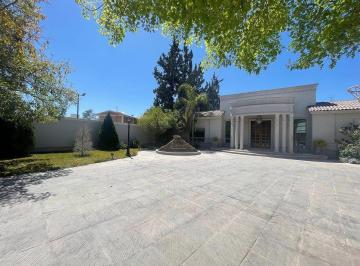 44a144acbbcc82f4fdcb1c12d40ecab045e7fdb88ecfe917f7ff37e50ecb3300 · Residencia de Super Lujo | Una Sola Planta | Zona Residencial Exclusiva