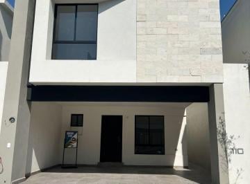 Casa de 3 habitaciones, García · Casa en Renta en Altrysa, Garcia