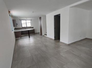 Casa · 195m² · 3 Recámaras · 2 Estacionamientos · Casa en Renta Valle del Jaguar / Zona Country