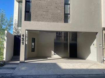 Casa · 280m² · 3 Recámaras · 2 Estacionamientos · Casa a La Venta en Cumbres Elite Premier