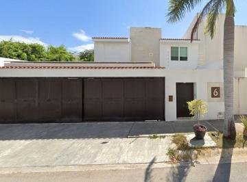 Casa de 4 habitaciones, Cancún · Casa en Venta en Cancún Centro, Quintana Roo.