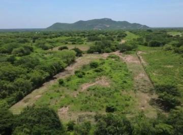 Terreno / Lote · 4000m² · Terreno en Venta Cerca de La Unidad Deportiva Guiengola de Tehuantepec, Oaxaca